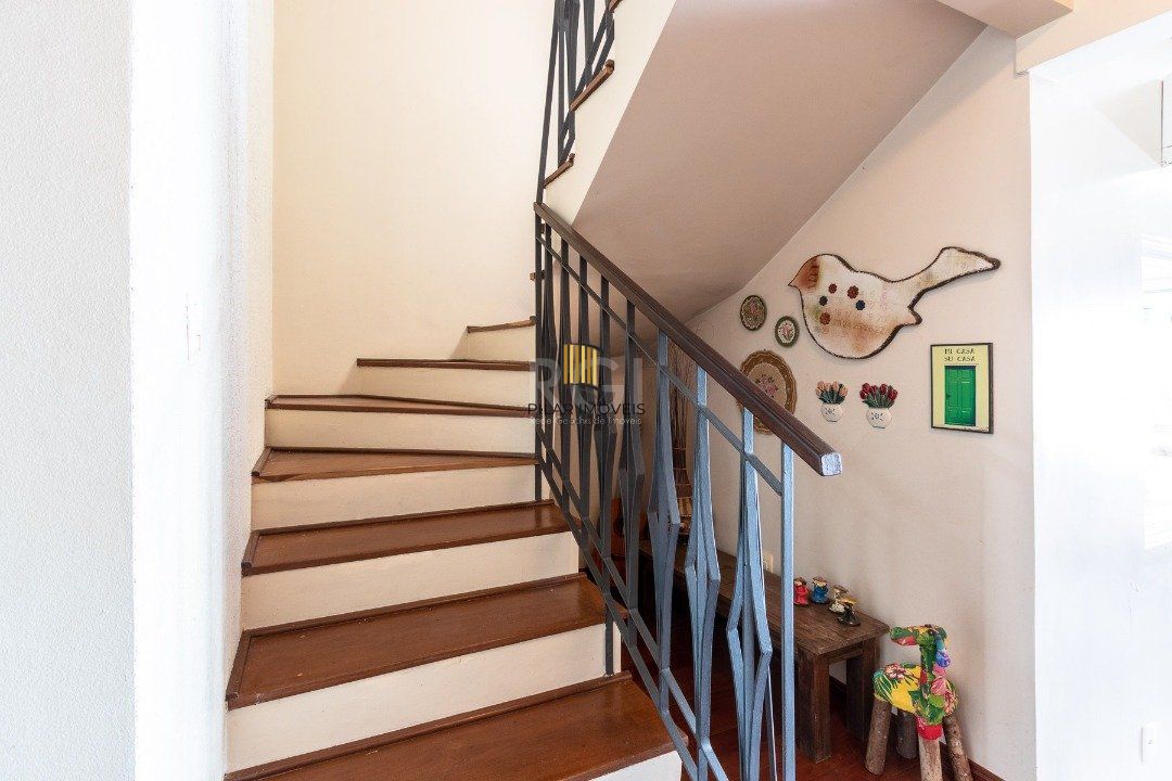 Casa para Venda - 226.96m², 3 dormitórios, sendo 2 suites, 3 vagas - Jardim Isabel