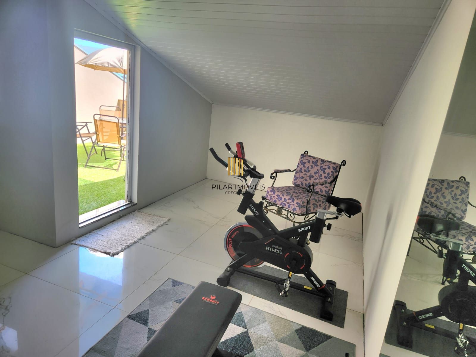 Ótima casa em condomínio fechado na Vila Nova, em Porto Alegre!