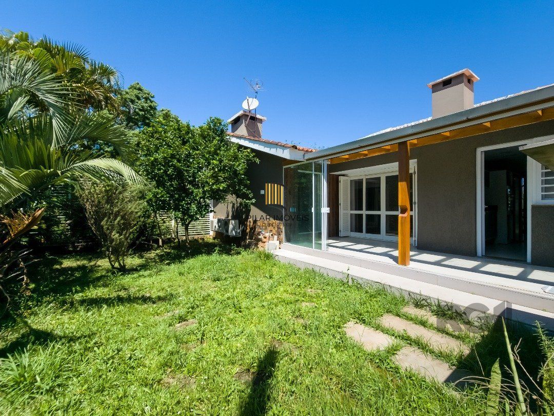 Casa 3 dormitórios no bairro Jardim Isabel