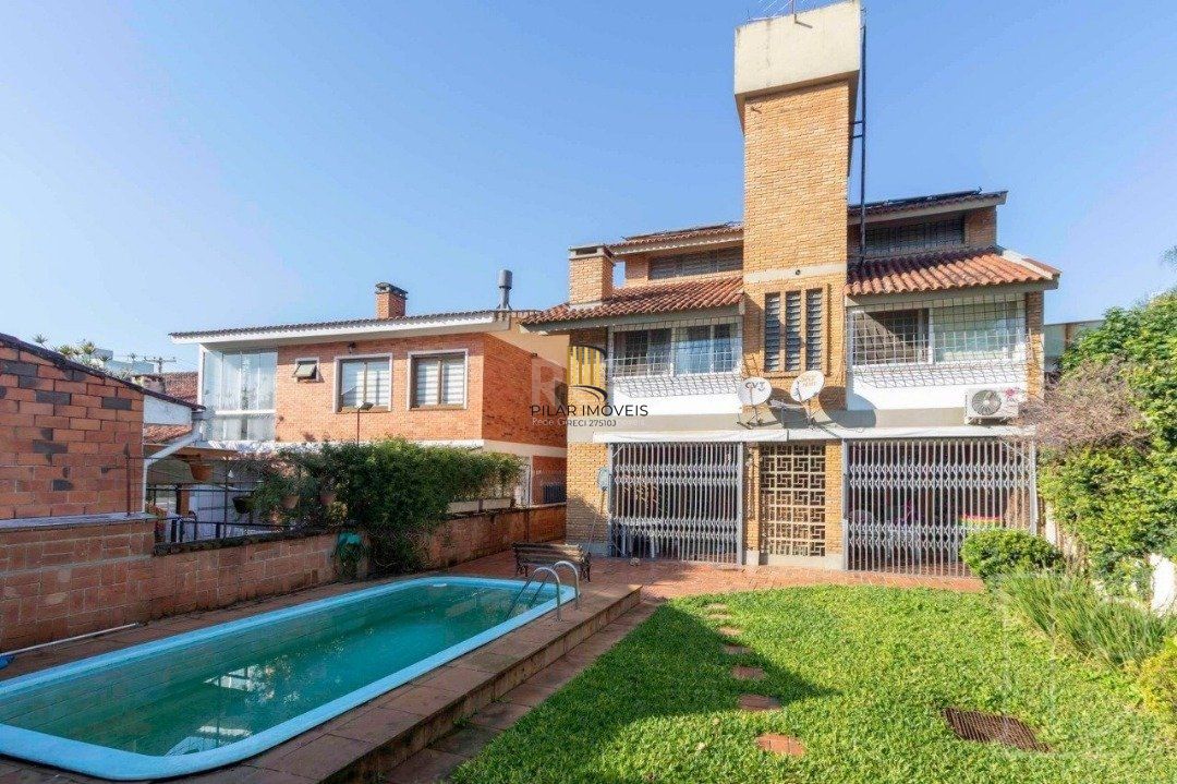 Casa para Venda - 349m², 4 dormitórios, sendo 1 suites, 3 vagas - Tristeza - Pilar Imóveis