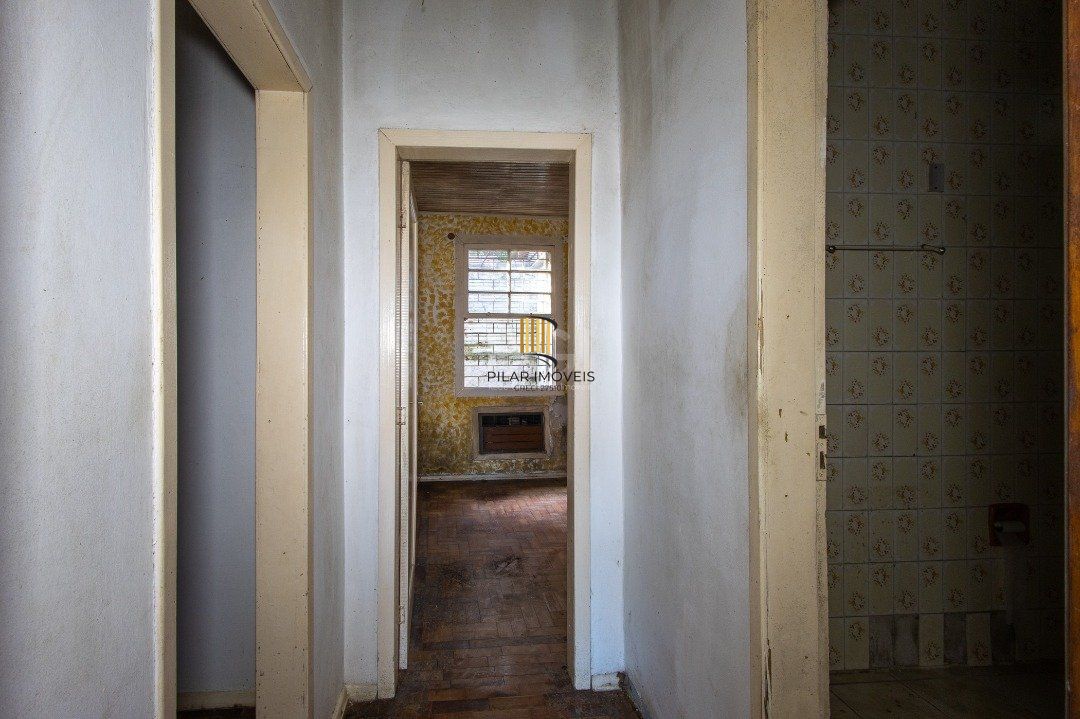 Casa para Venda - 172.54m², 2 dormitórios, sendo 1 suites, 4 vagas - Ipanema