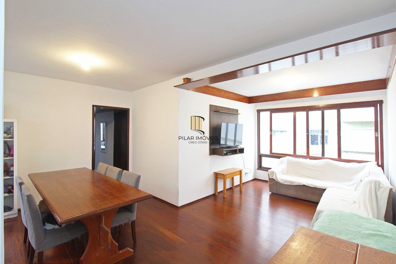 Apartamento de 3 dormitórios no bairro Mont Serrat