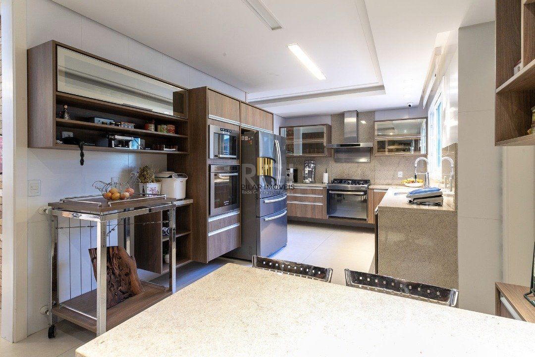 Casa Condominio para Venda - 588.62m², 4 dormitórios, sendo 4 suites, 5 vagas - Pedra Redonda
