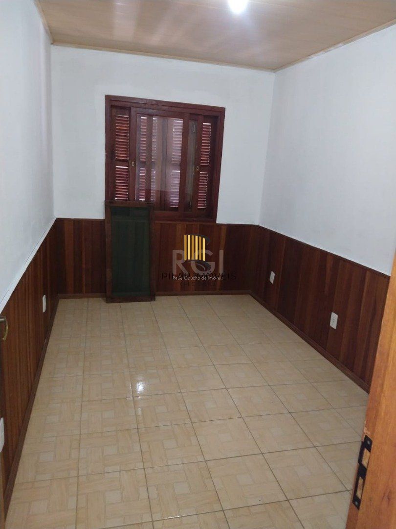 Casa para Venda - 123m², 3 dormitórios, sendo 1 suites, 2 vagas - Hípica