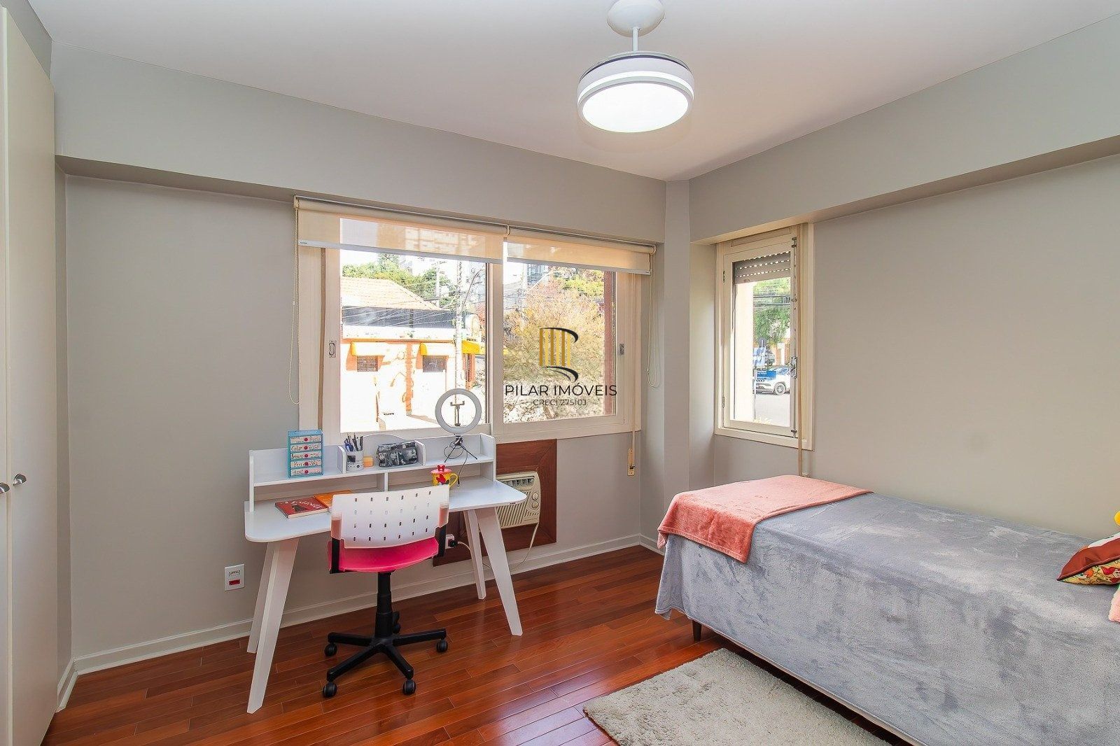 Amplo Apartamento de 127m² com 3 Dormitórios e 2 vagas