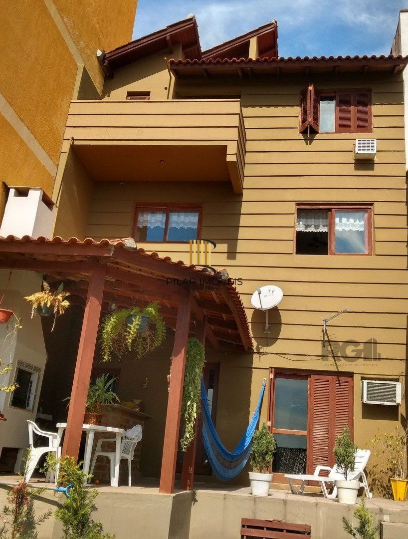 Casa 4 dormitórios no bairro Espírito Santo - Pilar Imóveis