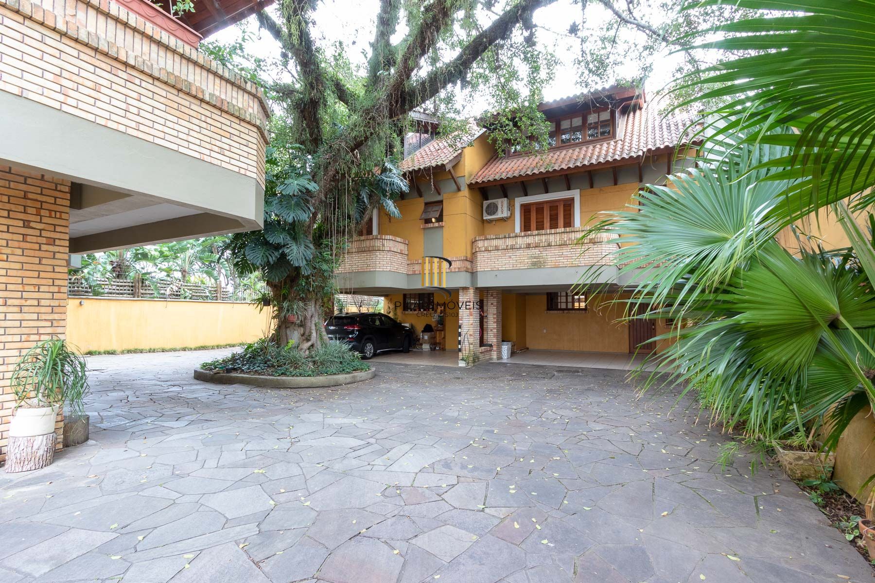 Casa em condomínio, 171m², 3 dormitórios, Pedra Redonda