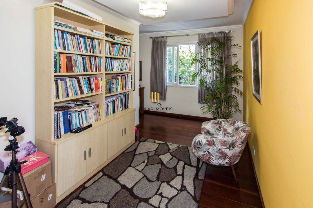Casa para Venda - 393.58m², 4 dormitórios, sendo 2 suites, 6 vagas - Vila Assunção