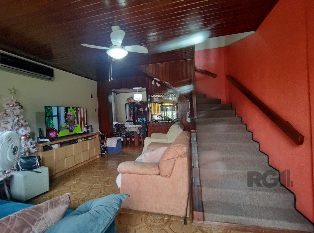 Casa para venda com 3 dormitórios no bairro Tristeza
