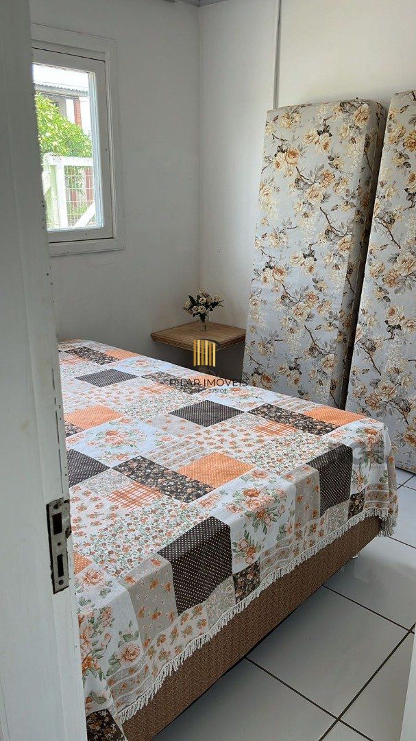 Casa 4 dormitórios no bairro Arroio Teixeira