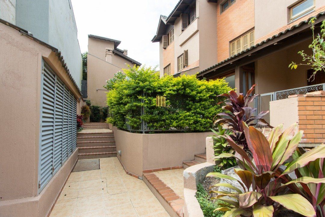 Casa Condominio para Venda - 292.49m², 4 dormitórios, sendo 2 suites, 3 vagas - Vila Assunção