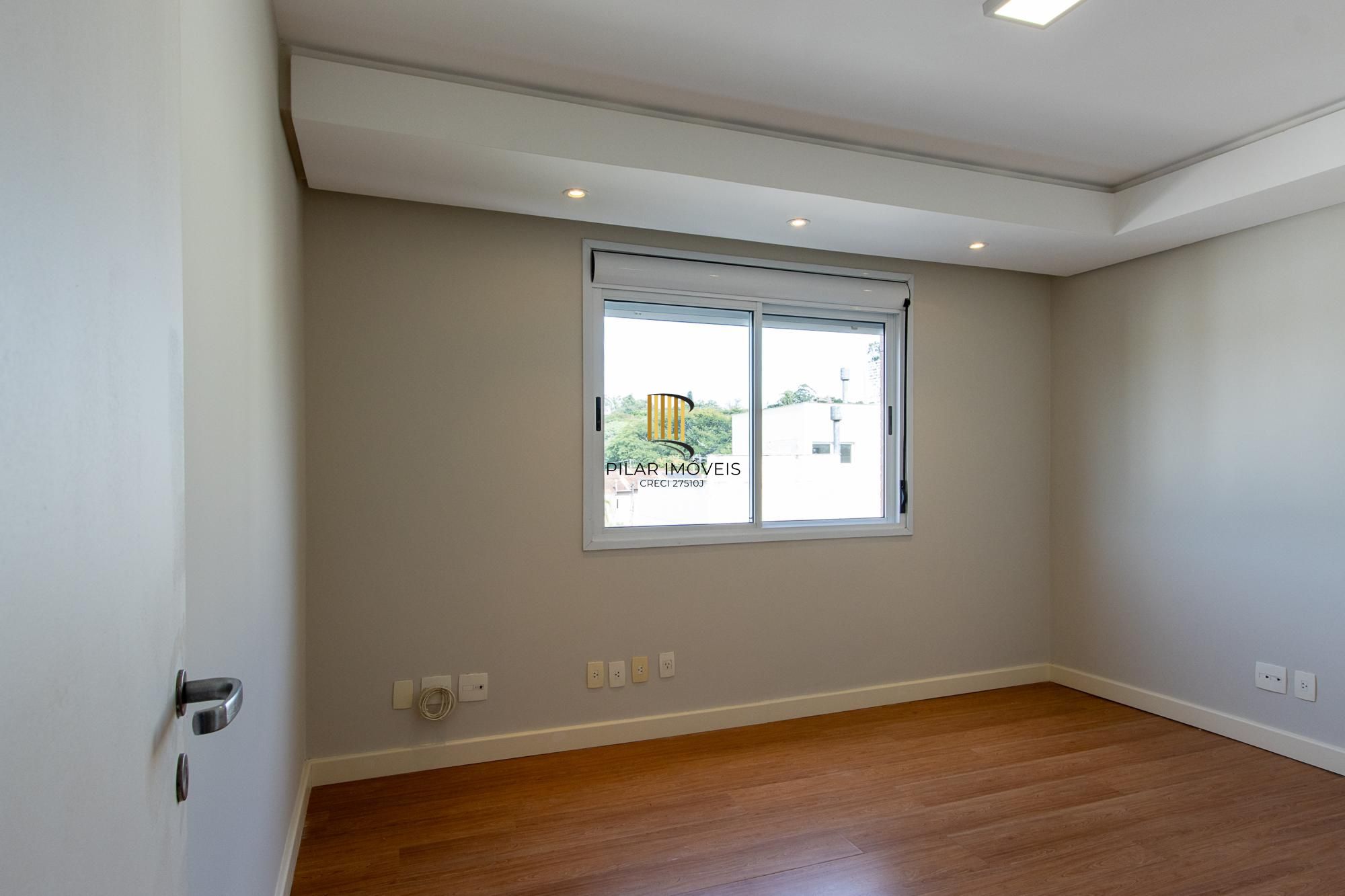 Excelente apartamento de 3 dormitórios, 1 suíte e 2 vagas de garagem.