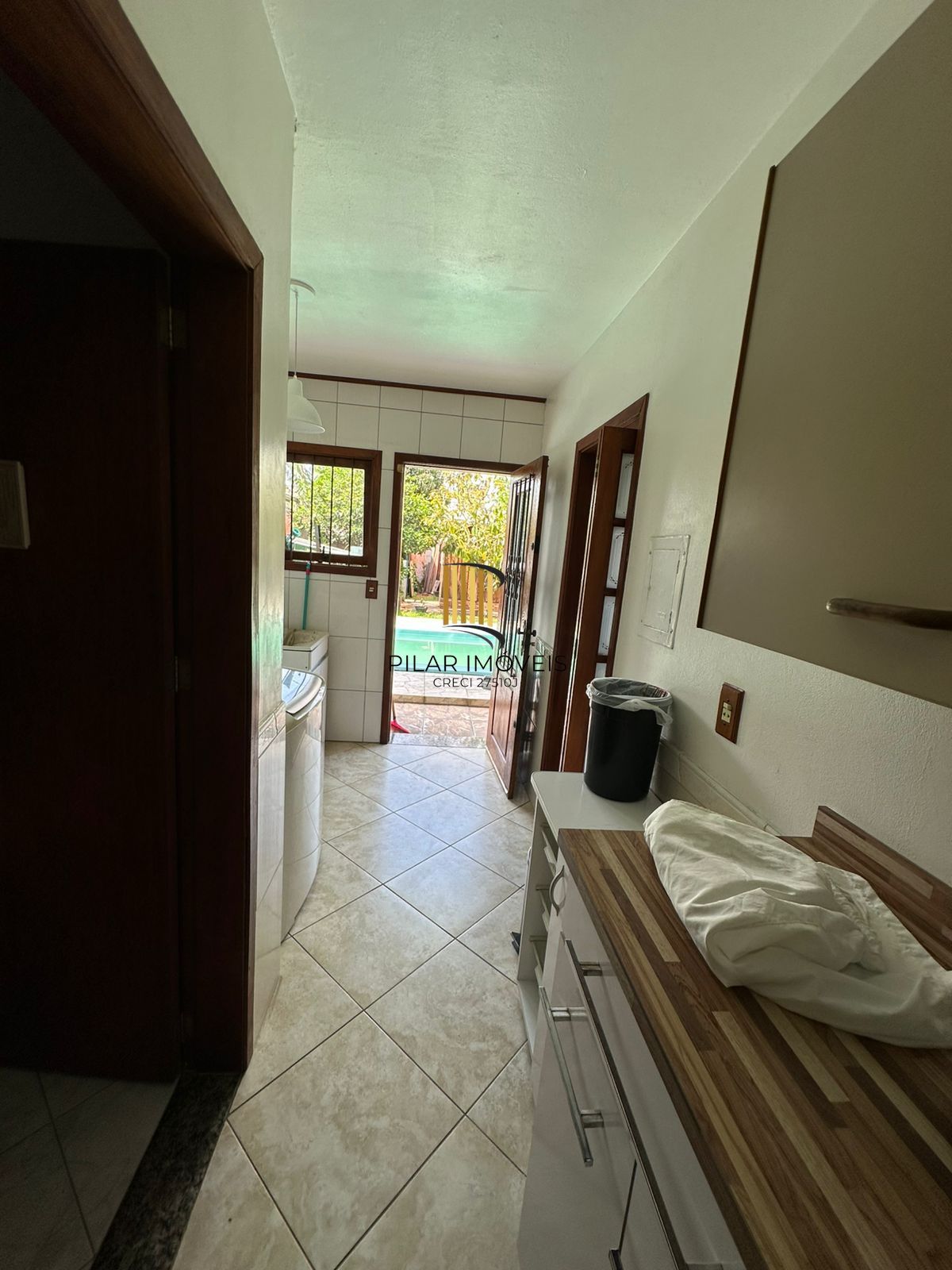 Linda casa residencial à venda no bairro Ponta Grossa!!!