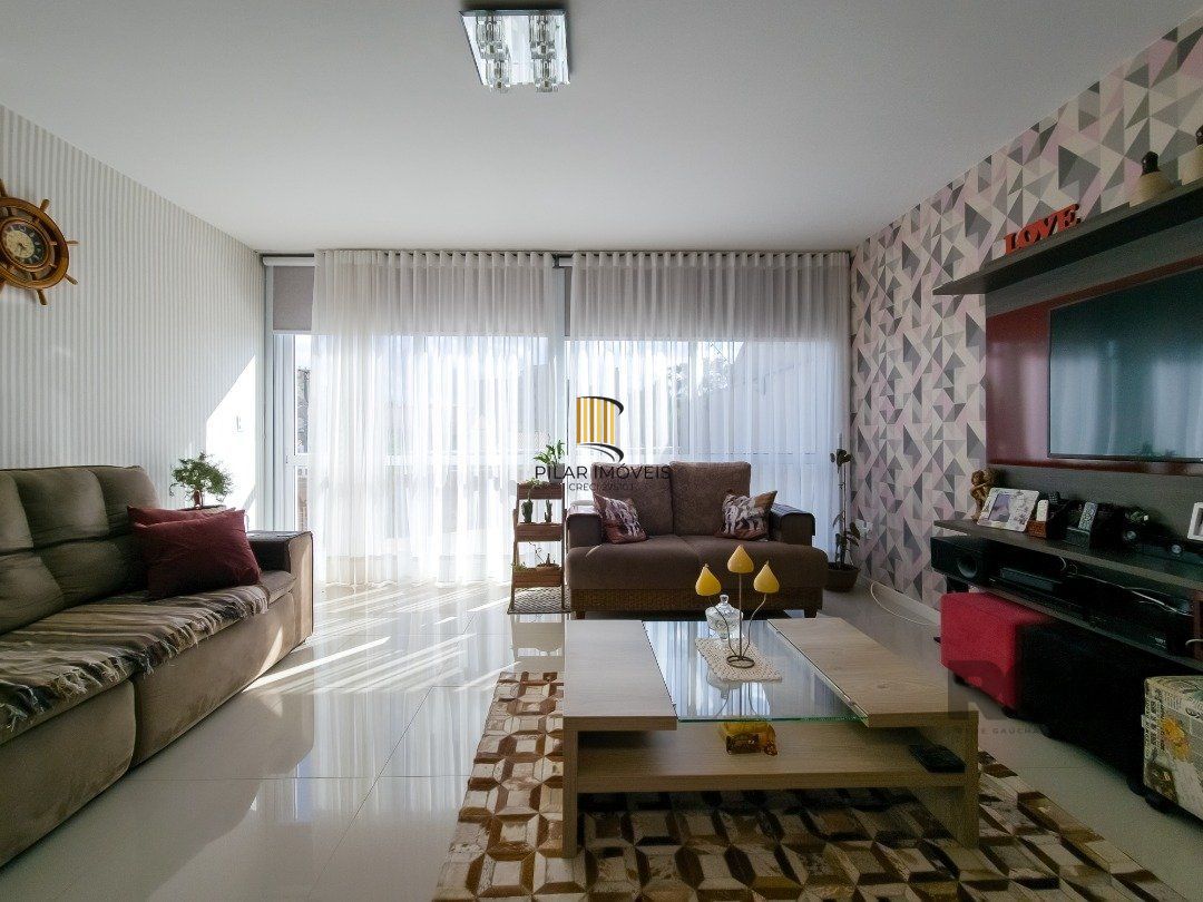 Apartamento 3 dormitórios no bairro Camaquã
