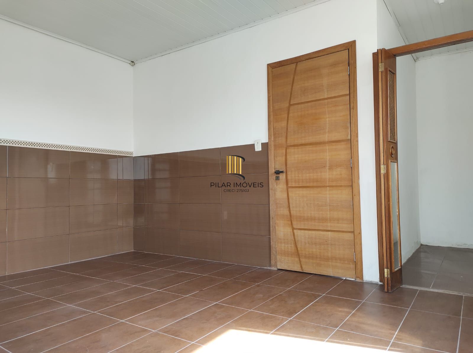 Casa 3 dormitórios no bairro Costa e Silva