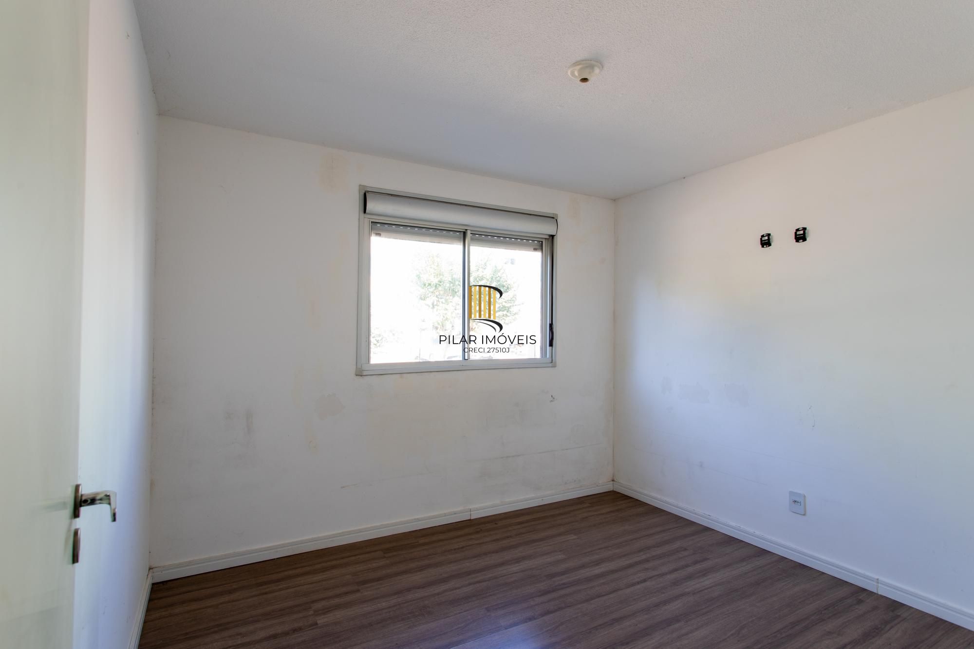 Apartamento 2 quartos, reformado, 1 vaga escriturada - Vila Nova