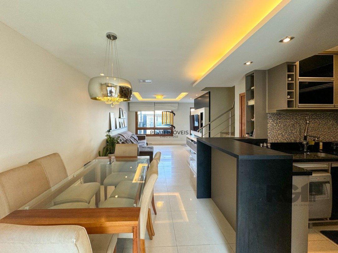 Casa para Venda - 135m², 3 dormitórios, sendo 1 suites, Hípica