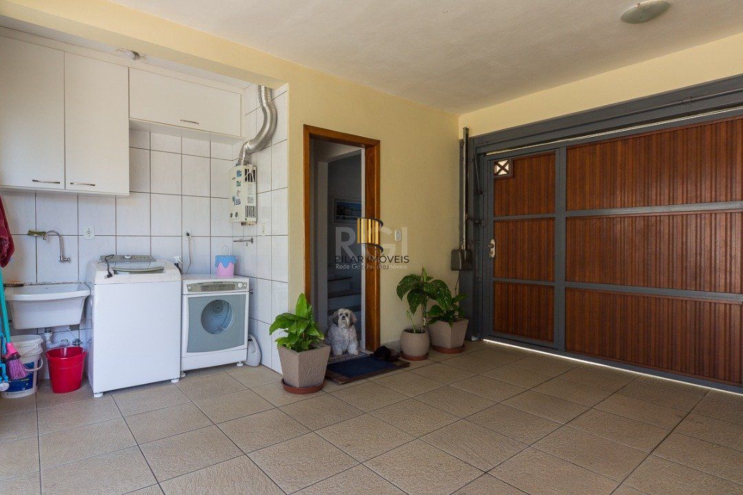 Casa Condominio para Venda - 191m², 3 dormitórios, sendo 1 suites, 2 vagas - Tristeza