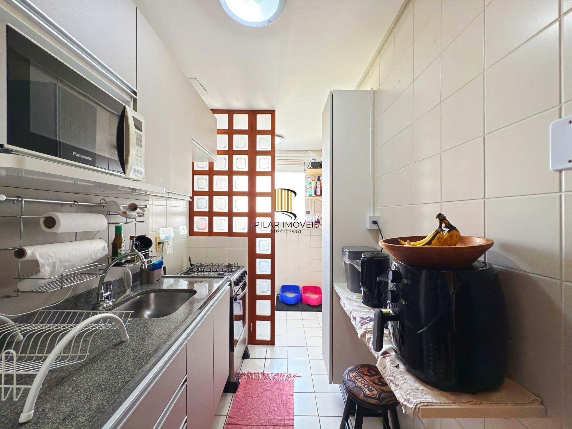 Apartamento de 2 dormitórios e 1 vaga de garagem no Centro Histórico.