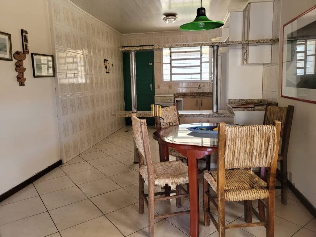 Casa 3 dormitórios no bairro Atlântida
