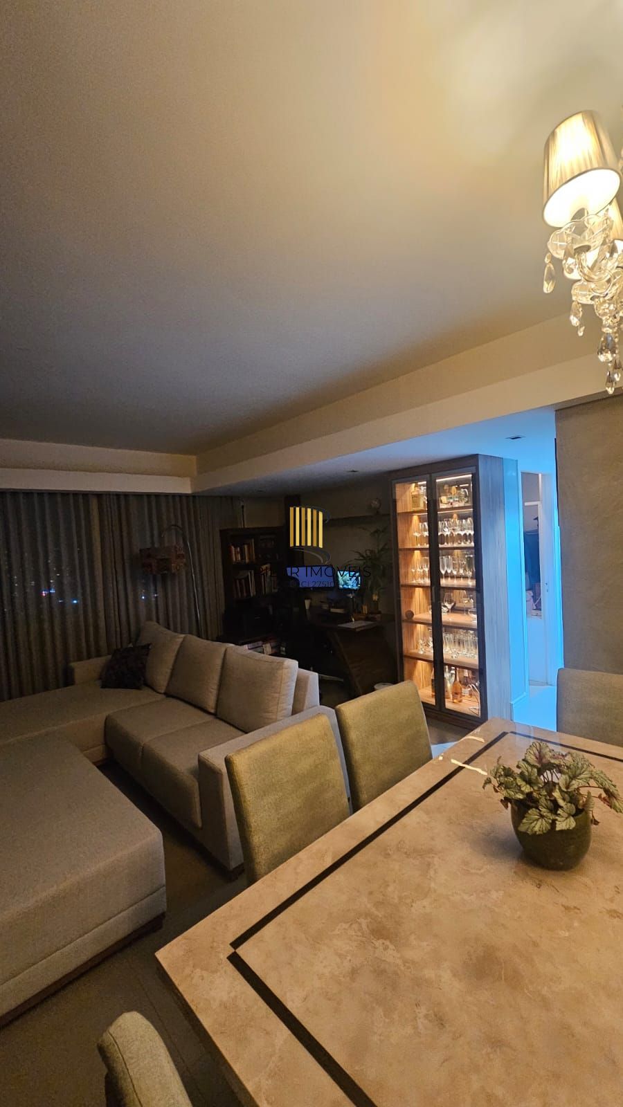 Apartamento 2 dormitórios no bairro Partenon