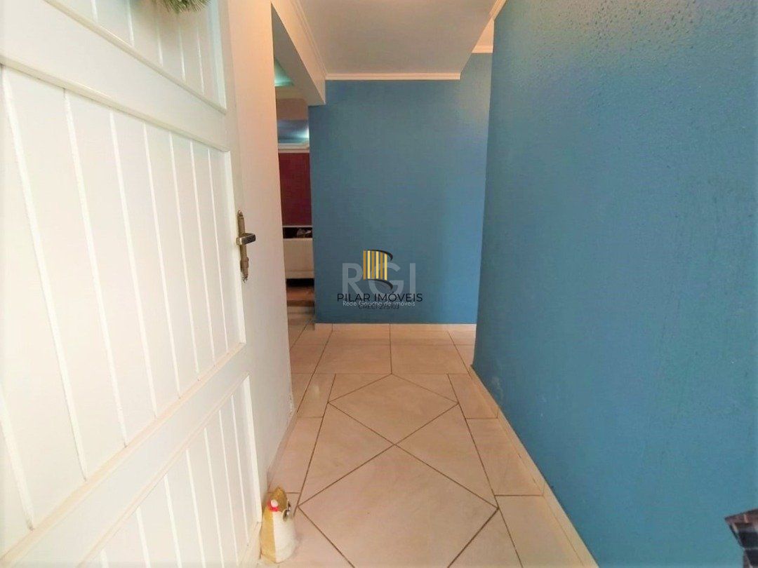 Casa para Venda - 150m², 4 dormitórios, sendo 3 suites, 2 vagas - Jardim Verde