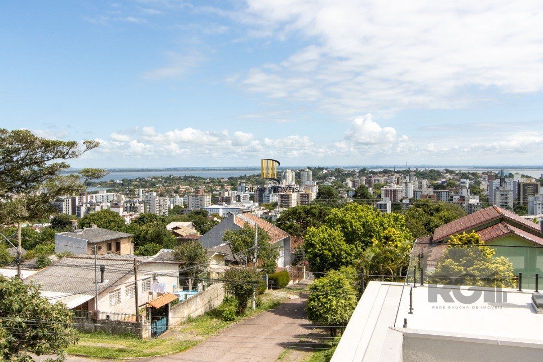 Sobrado no Bairro Tristeza