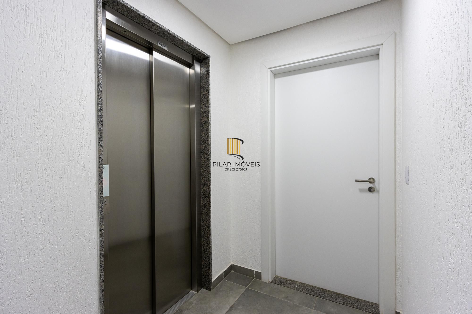 Apartamento de 3 dormitórios, 3 suítes, e 4 vagas, no bairro Jardim Lindoia