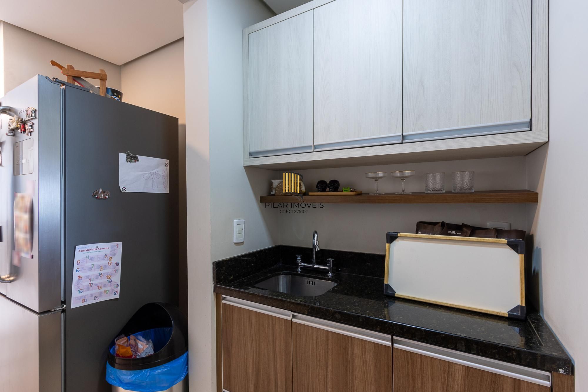 Apartamento à venda, com 3 dorm, 2 suítes, 2 vagas - bairro Cristal