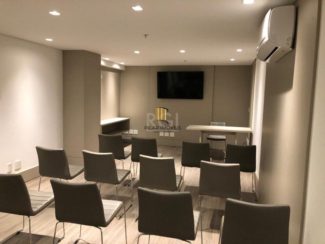 Conjunto/Sala para Venda - 118.74m², 0 dormitórios, São João