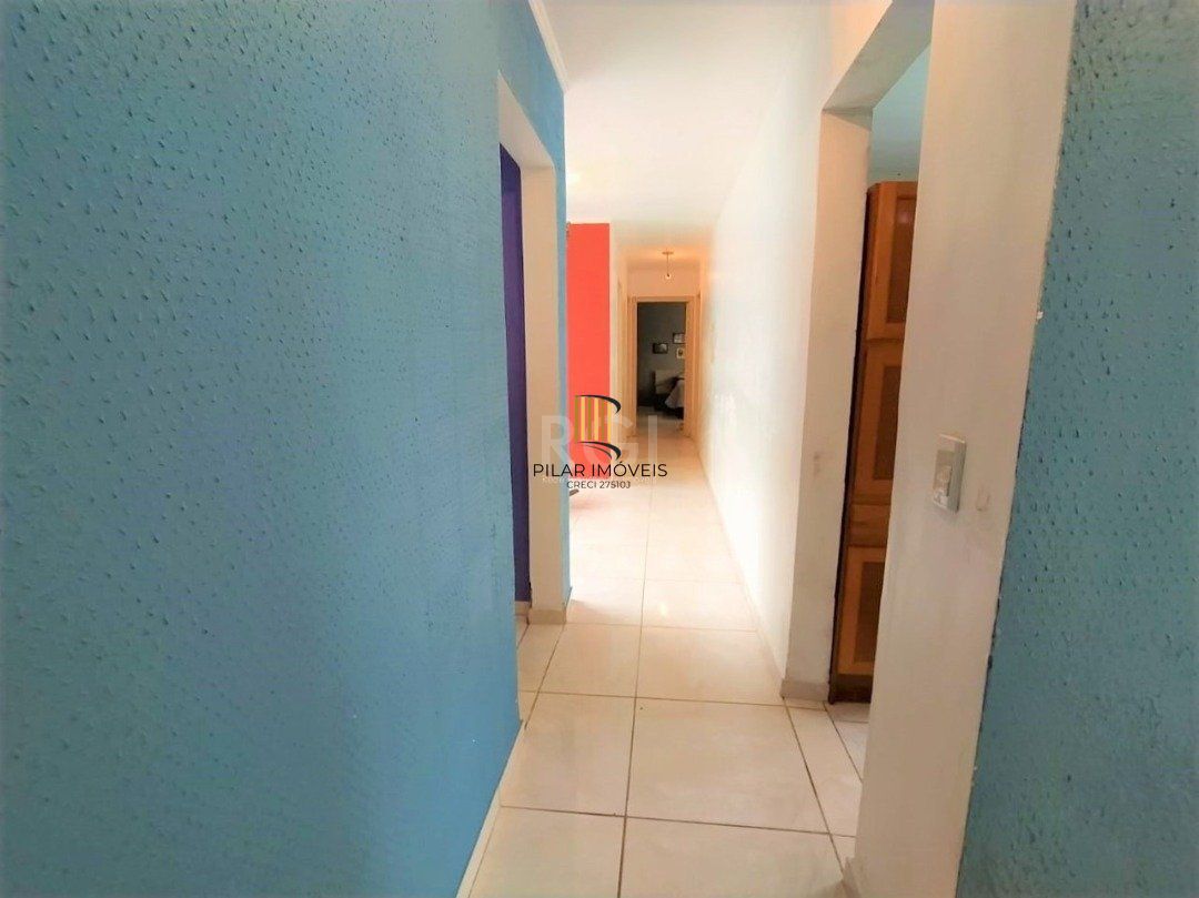 Casa para Venda - 150m², 4 dormitórios, sendo 3 suites, 2 vagas - Jardim Verde