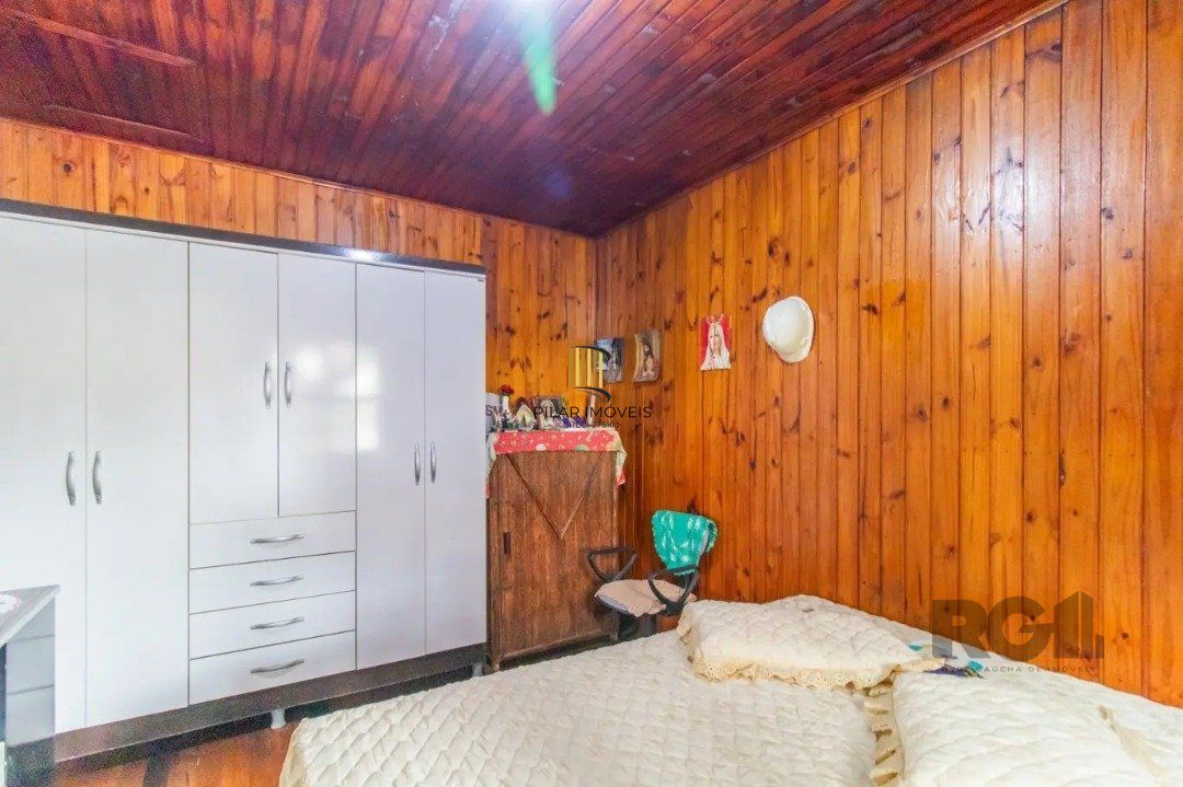Casa para Venda - 251m², 5 dormitórios, 3 vagas - Nonoai