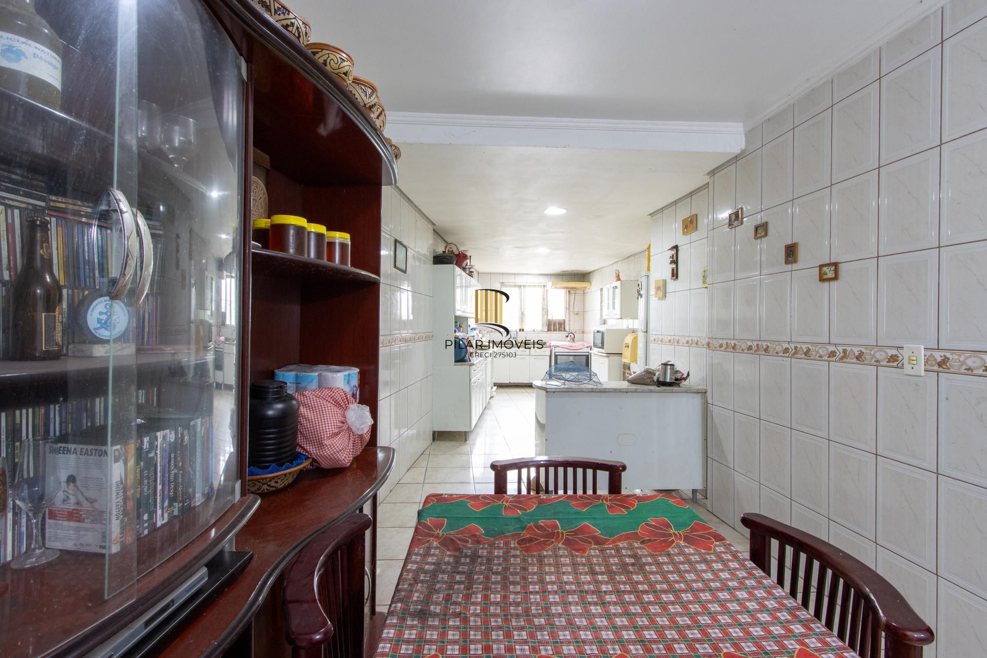 Casa para Venda - 385m², 4 dormitórios, sendo 3 suites, 2 vagas - Belém Velho