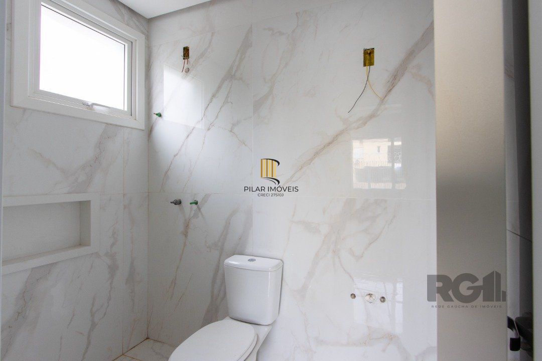 Casa | 3 quartos | 2 Suítes | 4 vagas cobertas | 260m2 Privativos | Bairro Santa Tereza