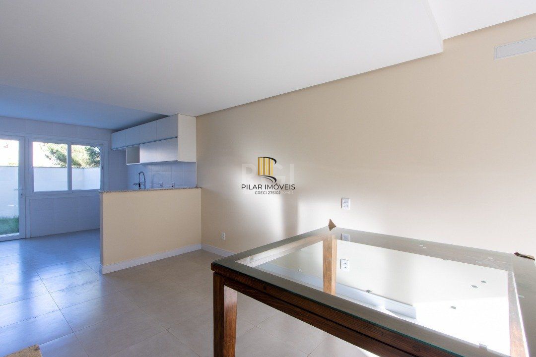 Casa 3 dormitórios no bairro Hípica