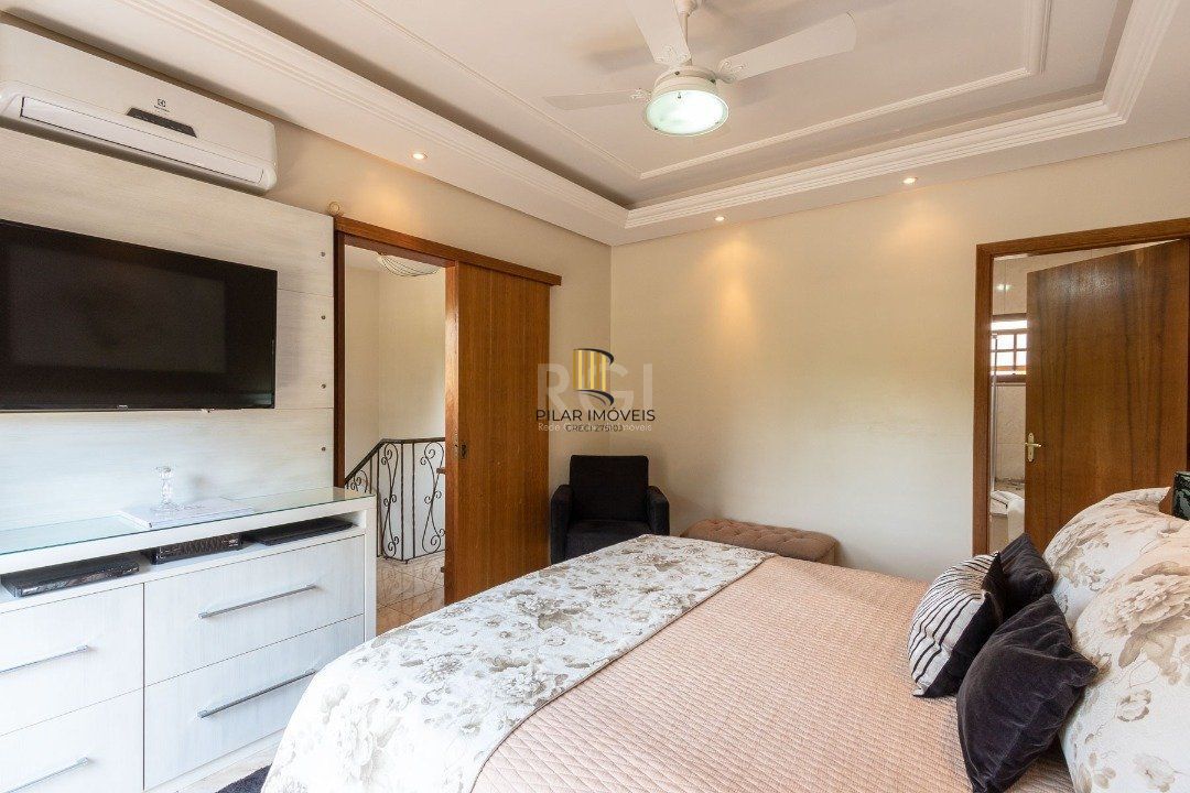 Casa Condominio para Venda - 139m², 2 dormitórios, sendo 2 suites, 1 vaga - Hípica