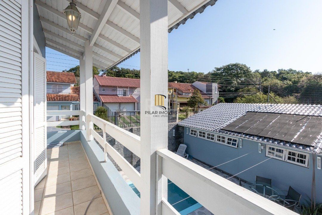 Casa para Venda - 256.5m², 3 dormitórios, sendo 1 suites, 2 vagas - Espirito Santo
