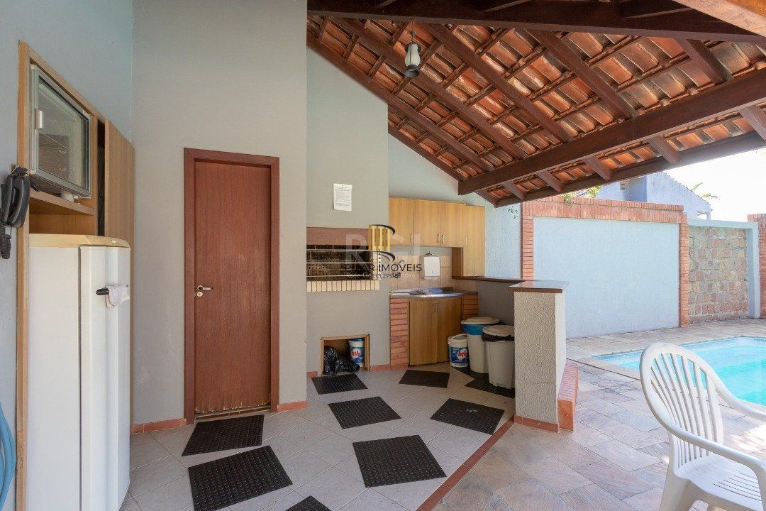 Casa Condominio para Venda - 175m², 3 dormitórios, sendo 1 suites, 4 vagas - Tristeza