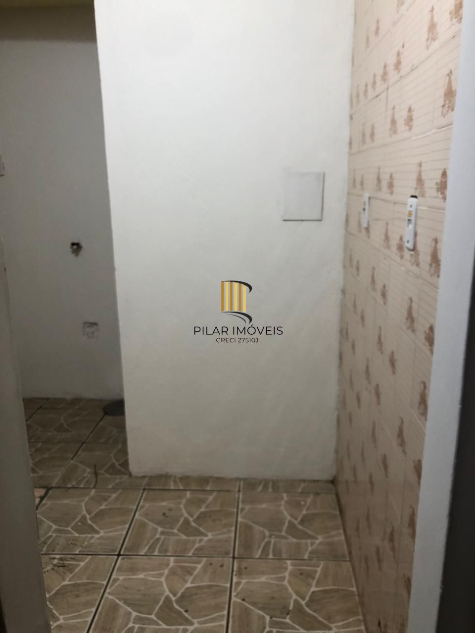 Apartamento 2d com vaga - Bairro Restinga