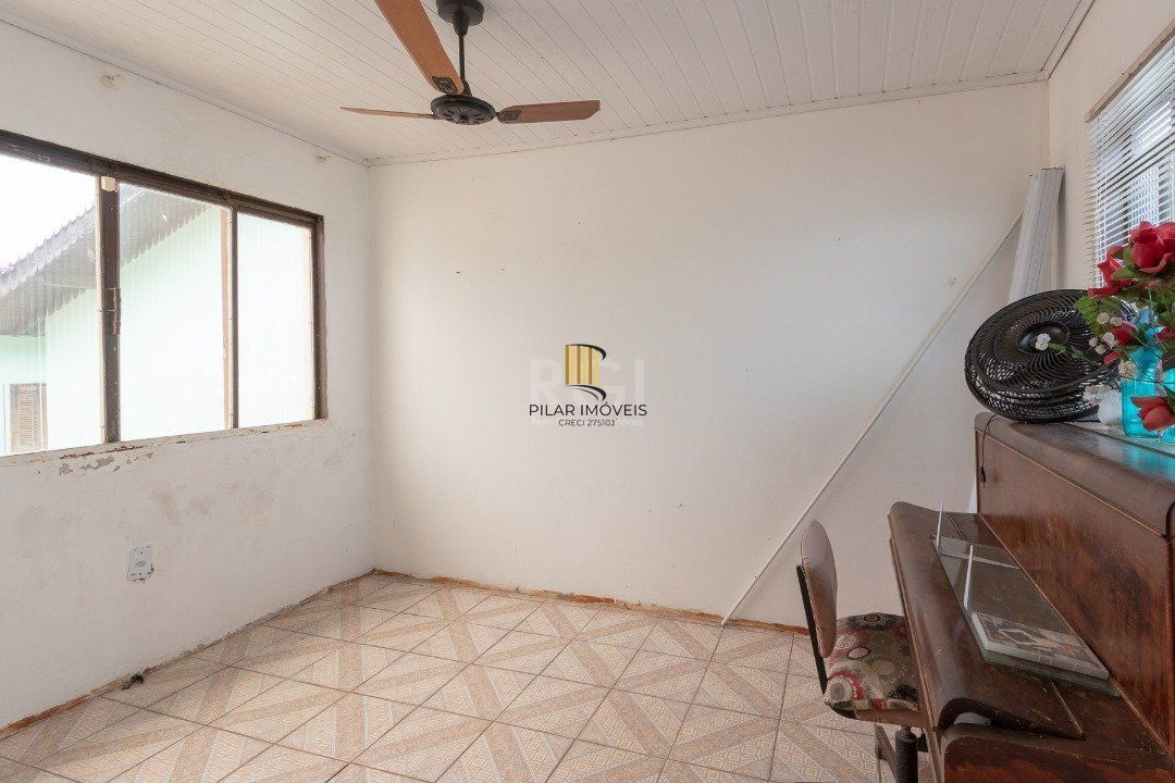 Casa para Venda - 149.99m², 6 dormitórios, sendo 2 suites, Nonoai
