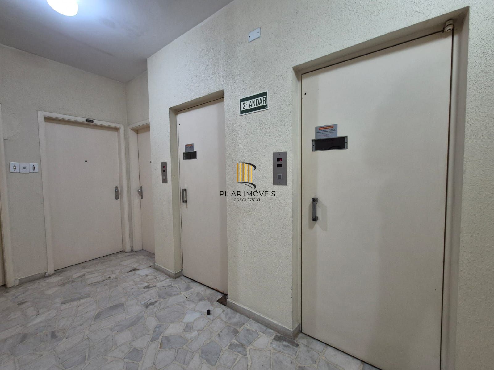 Ótimo apartamento 3 dormit´0rios na Felix da Cunha