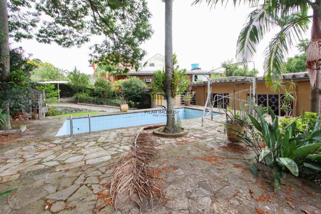 Casa de esquina.