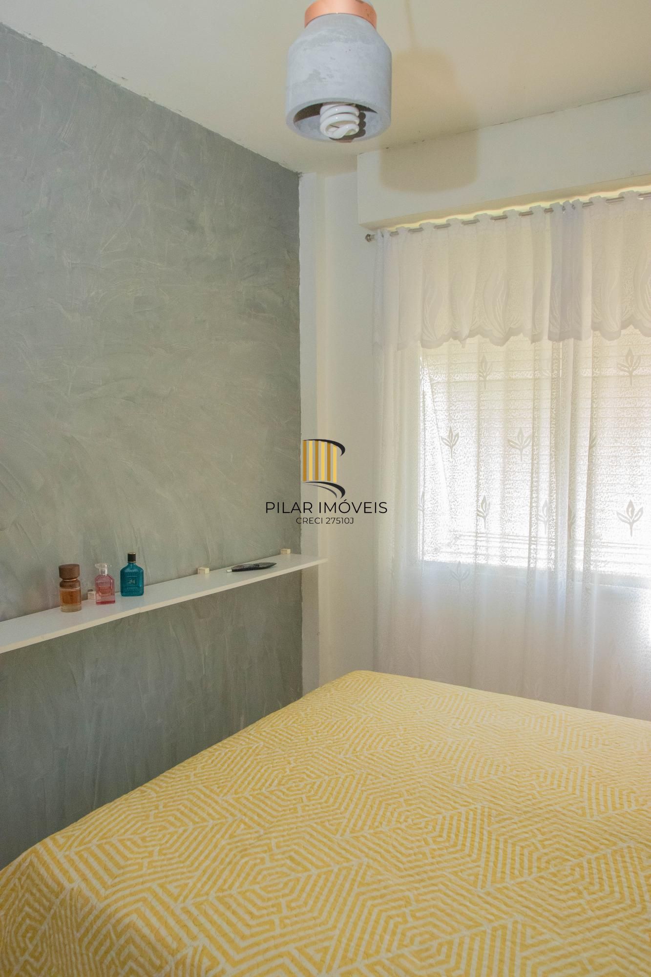 Apartamento 1 quarto, reformado, 35m² privativos - Bairro Camaquã