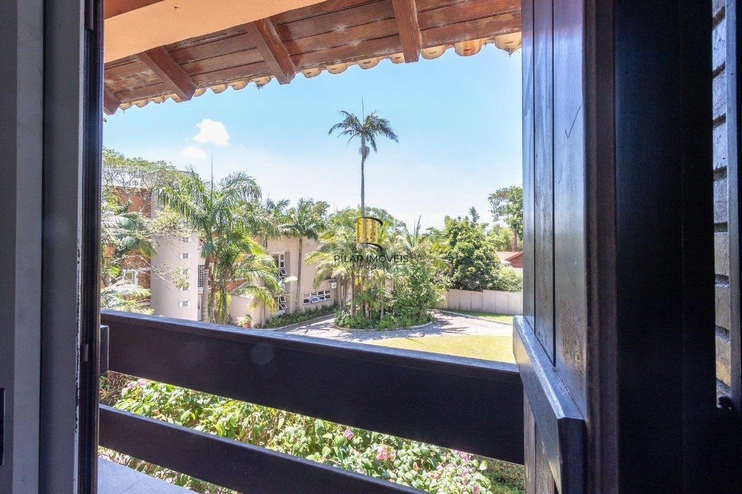 Casa Condominio para Venda - 331.2m², 4 dormitórios, sendo 4 suites, 2 vagas - Tristeza