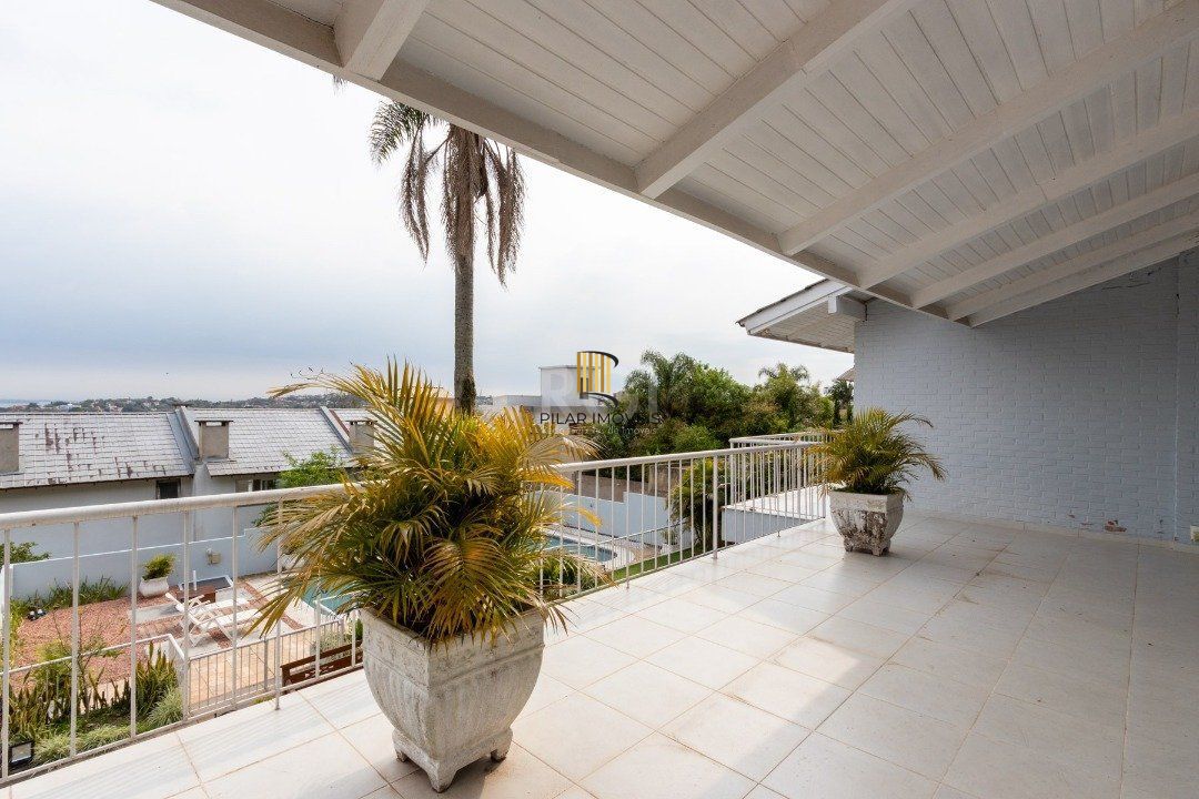 Casa para Venda - 312m², 5 dormitórios, sendo 3 suites, 6 vagas - Vila Conceição
