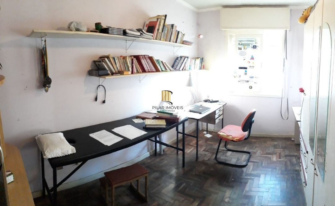 Casa para Venda - 150m², 4 dormitórios, Tristeza