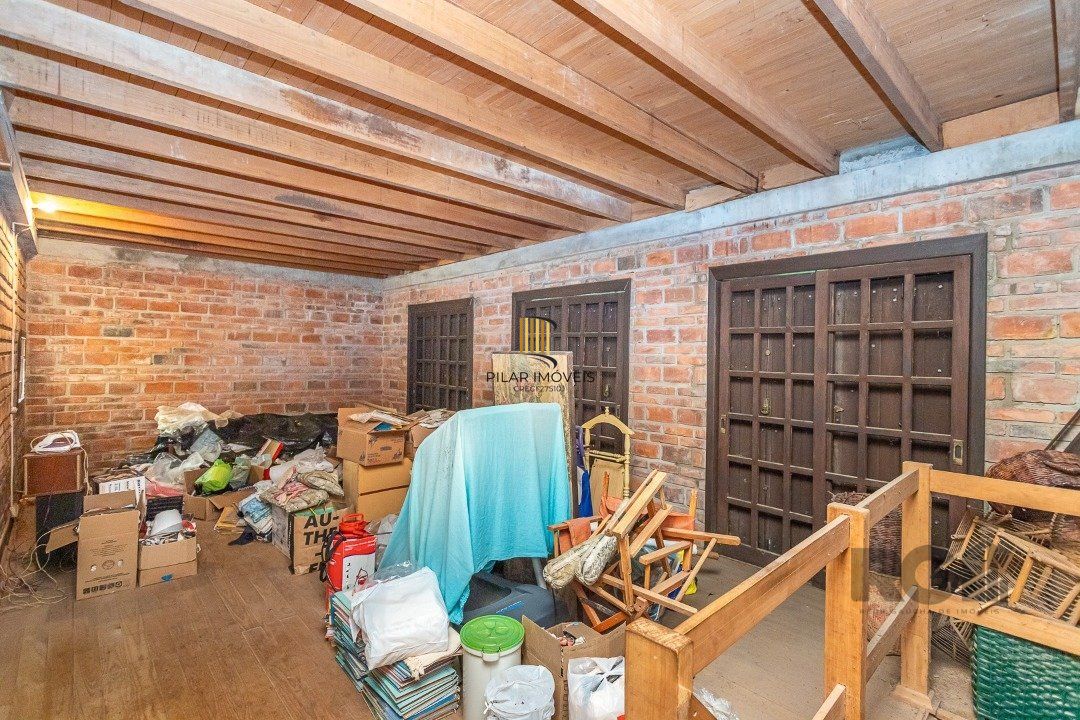 Casa 4 dormitórios, Altos da Vila Nova, Zona Sul, Porto Alegre.
