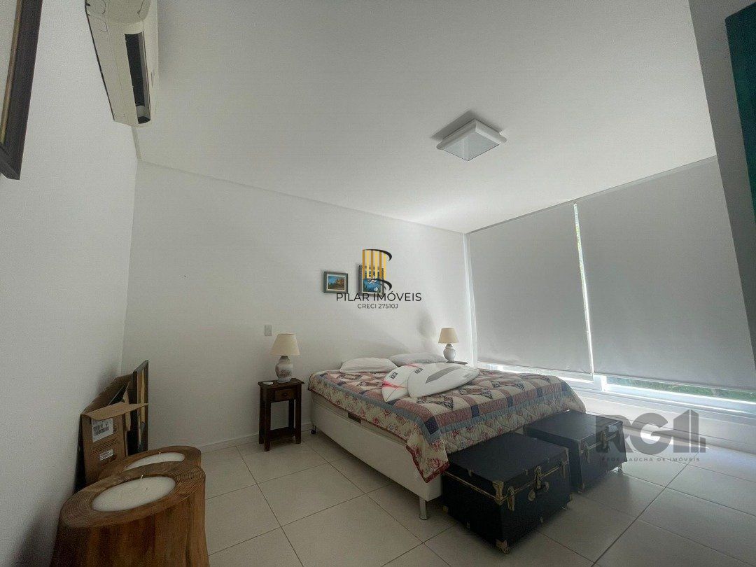 Casa de Condomínio 3 dormitórios no bairro Atlântida Sul