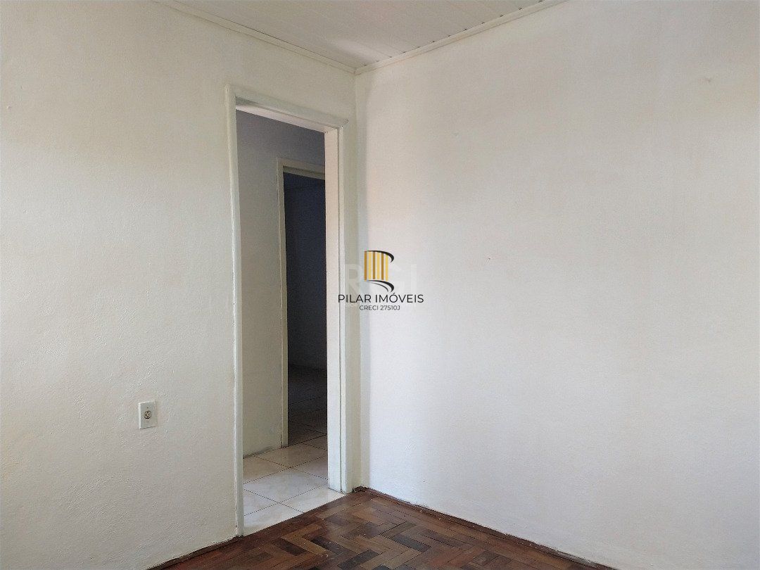 Casa para Venda - 81m², 2 dormitórios, 4 vagas - Vila Nova