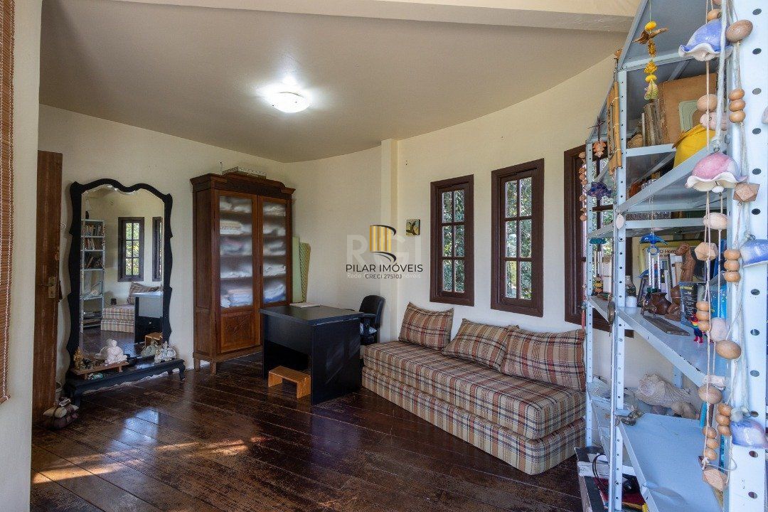 Casa 3 dormitórios no bairro Belém Novo